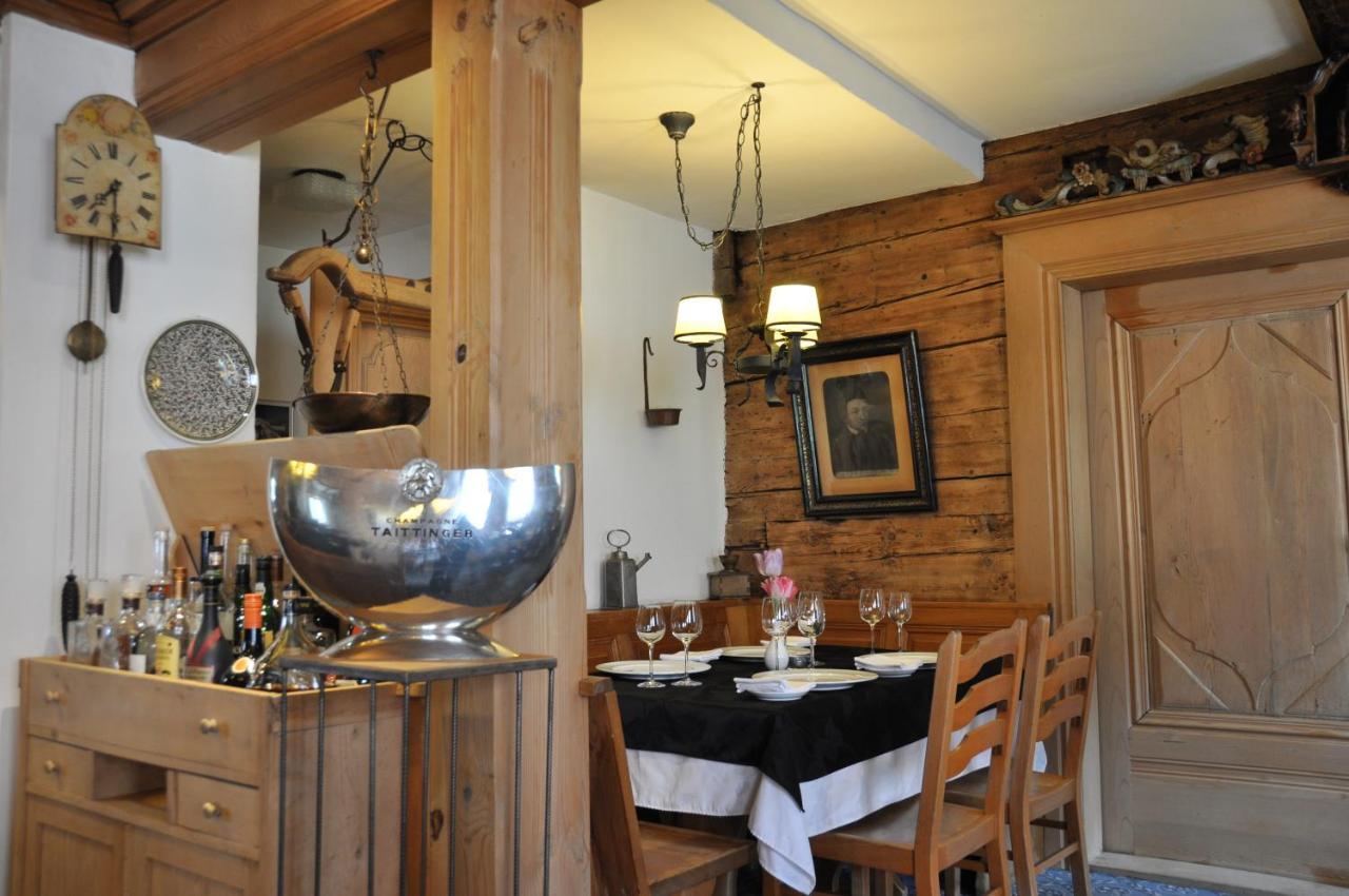 Casa Toedi Restaurant Hotel Trun Eksteriør bilde